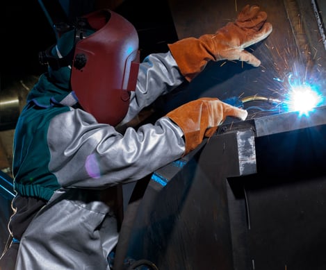 immagine-saldatura-2-18-03-BLOGPOST-RISCHI-SALDATURA